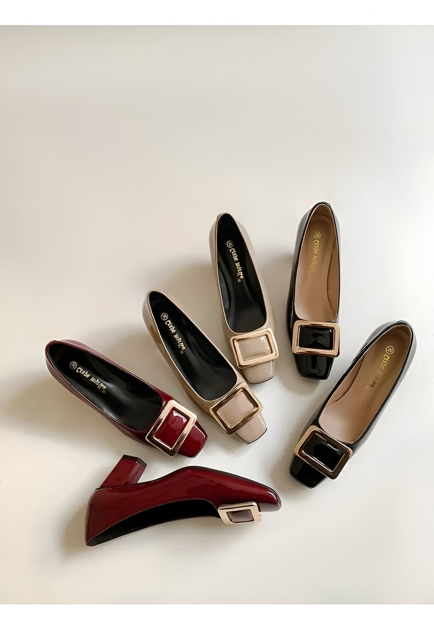 Capucine – Metallic Pumps