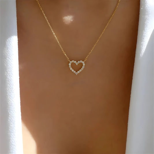 Romane – Hartvormige zirkonia ketting