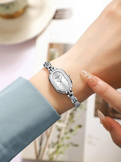 Elegante wit gouden casual horloge met subtiele details