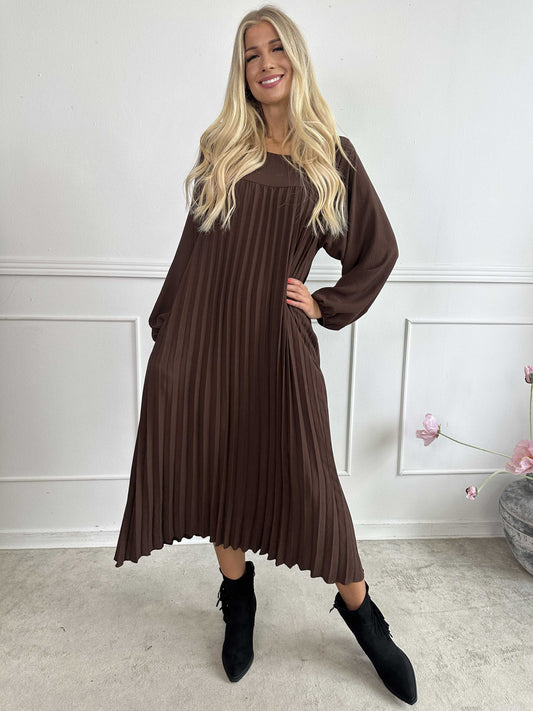 Katrina Long Sleeve - Lange jurk met plooien en zakken
