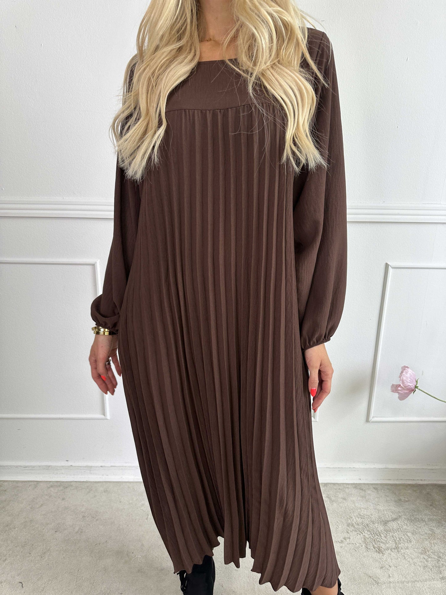 Katrina Long Sleeve - Lange jurk met plooien en zakken