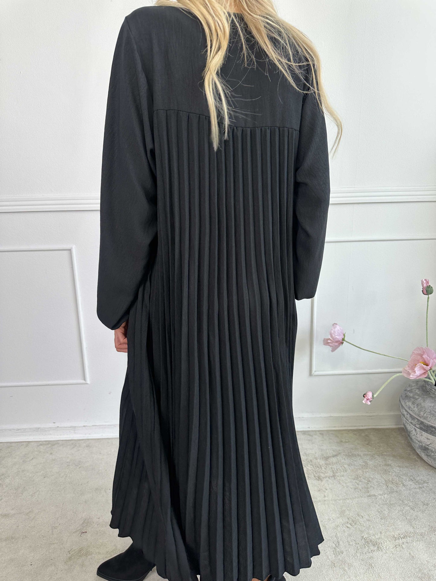 Katrina Long Sleeve - Lange jurk met plooien en zakken