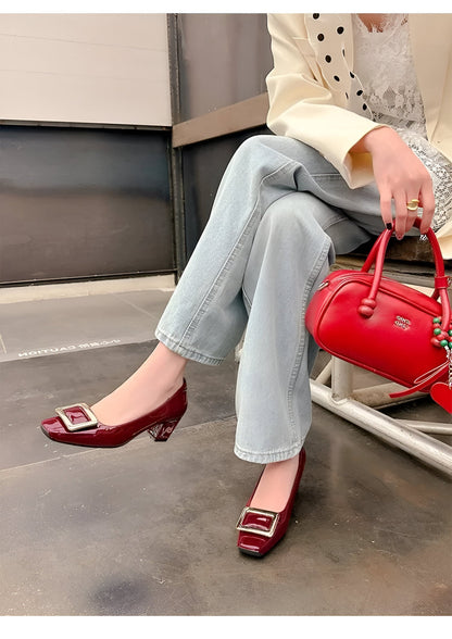 Capucine – Metallic Pumps