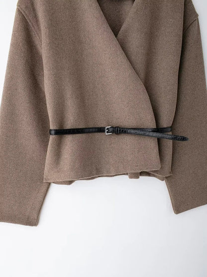 Mia - Geceintuurde jas