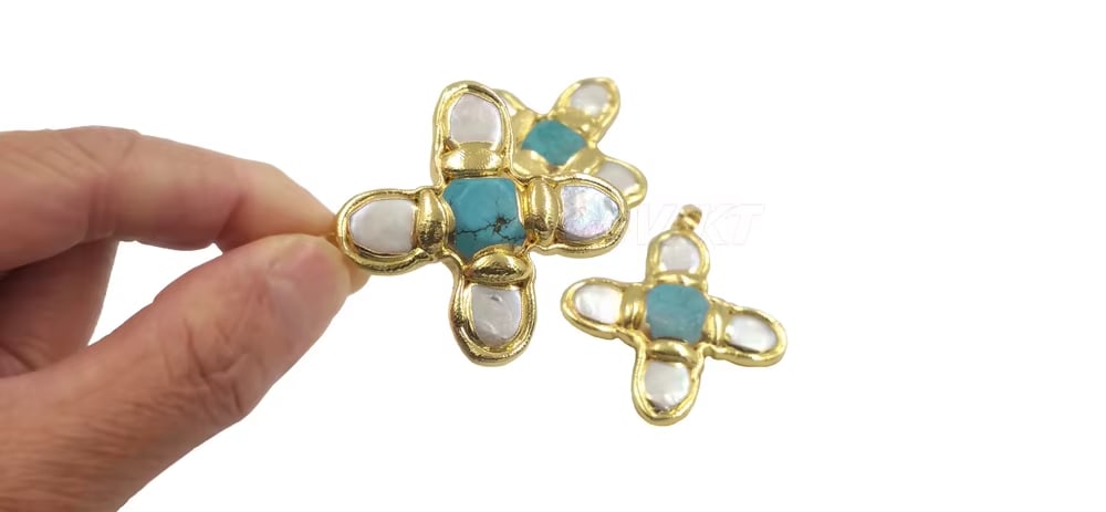 Anaëlle – Vergulde edelsteen hanger