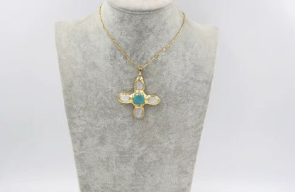 Anaëlle – Vergulde edelsteen hanger